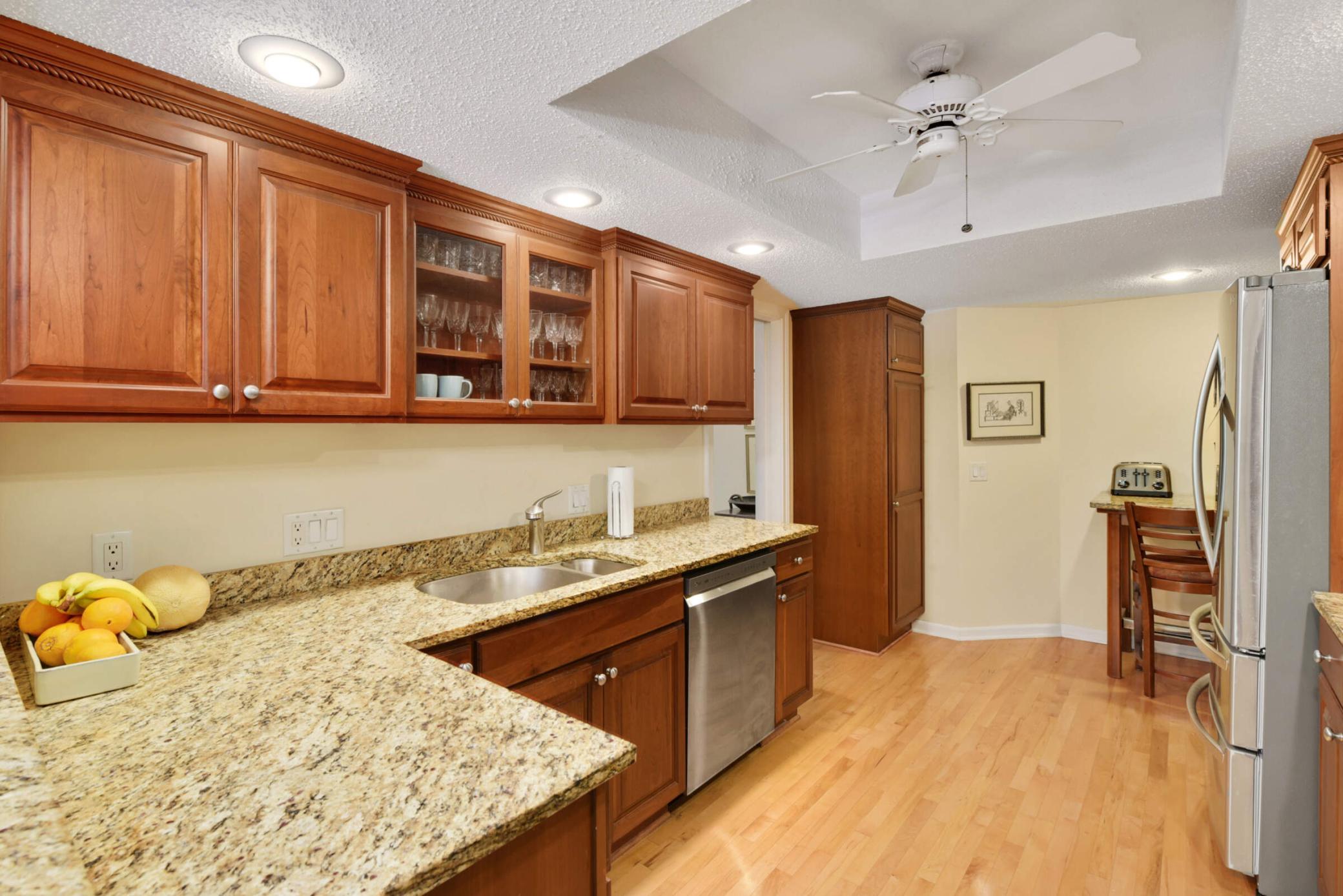 5601 Dewey Hill Road Unit: 203