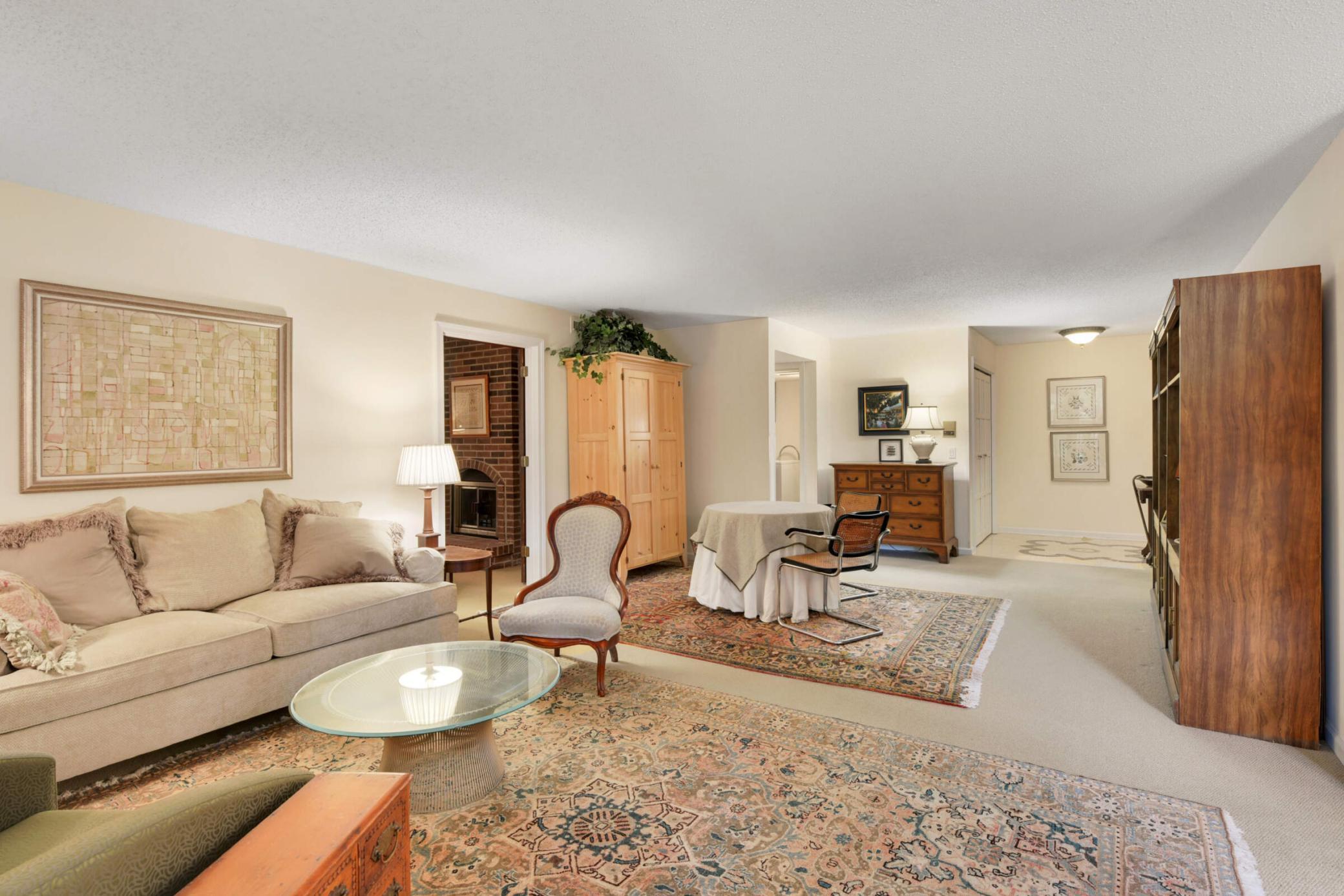 5601 Dewey Hill Road Unit: 203
