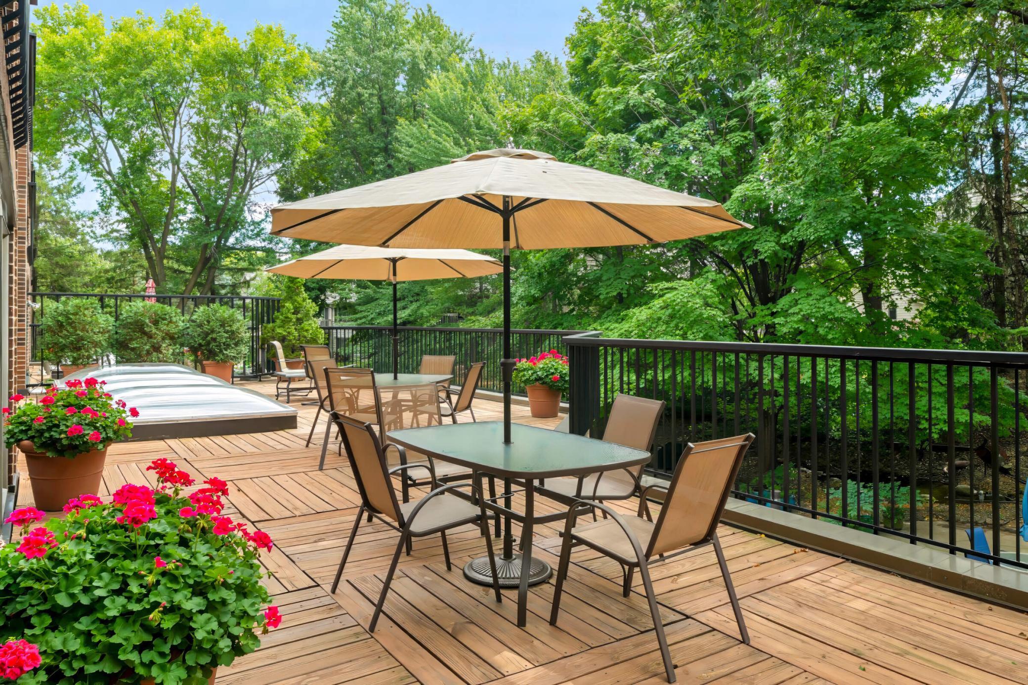 5601 Dewey Hill Road Unit: 203