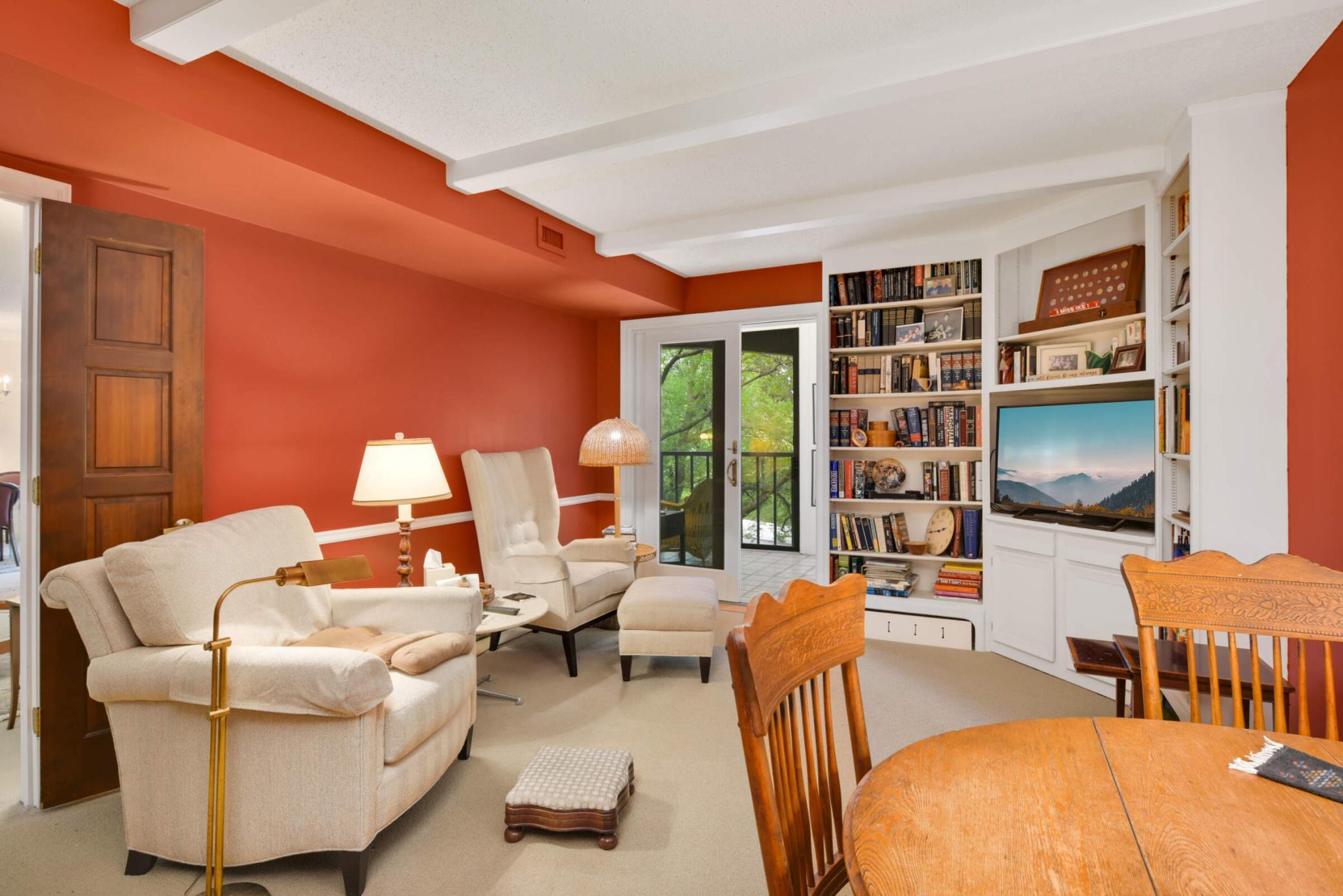 5601 Dewey Hill Road Unit: 203