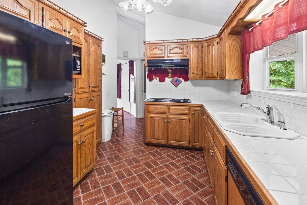 792 NC 6850 (Asia Point Rd.)