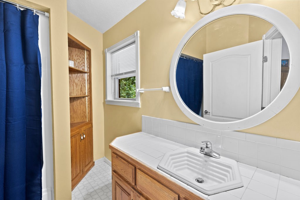 792 NC 6850 (Asia Point Rd.)