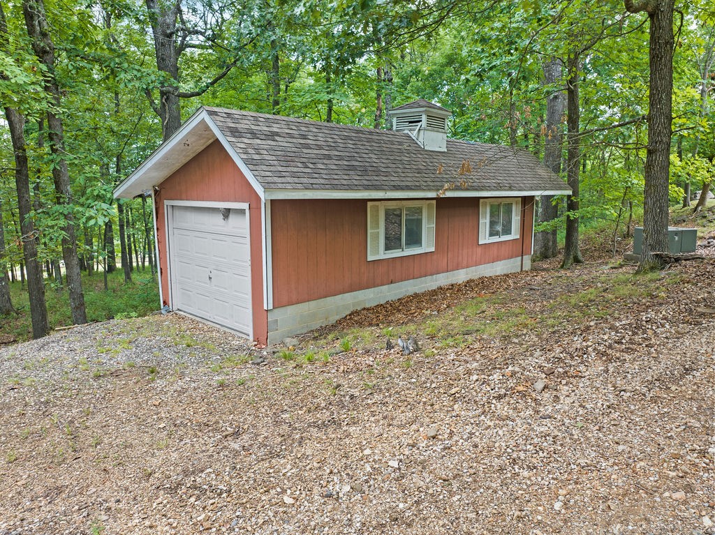 792 NC 6850 (Asia Point Rd.)