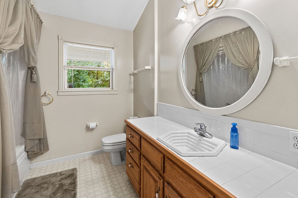 792 NC 6850 (Asia Point Rd.)