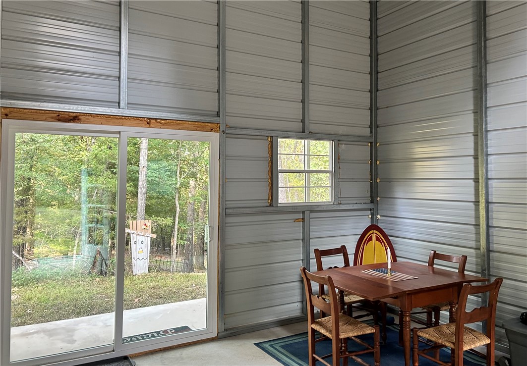 * Persimmon, Lot 10 Road