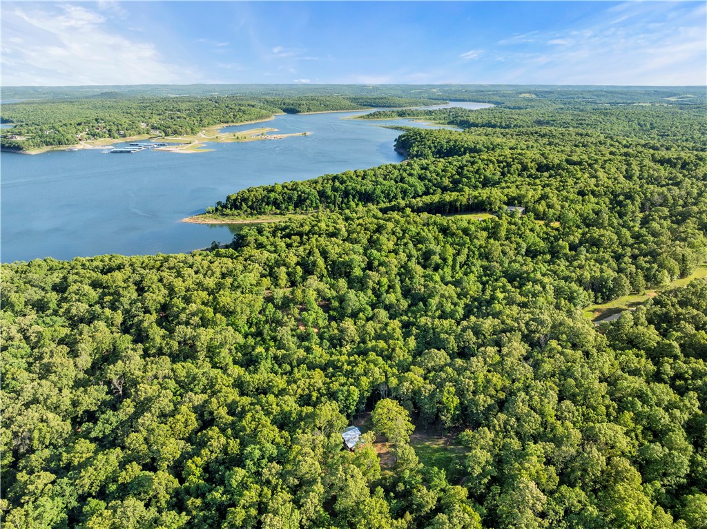 * Persimmon, Lot 10 Road