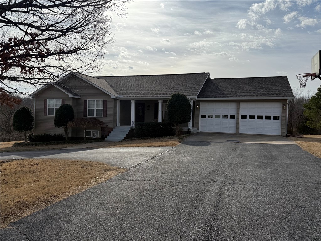 2545 Echo Hills Drive