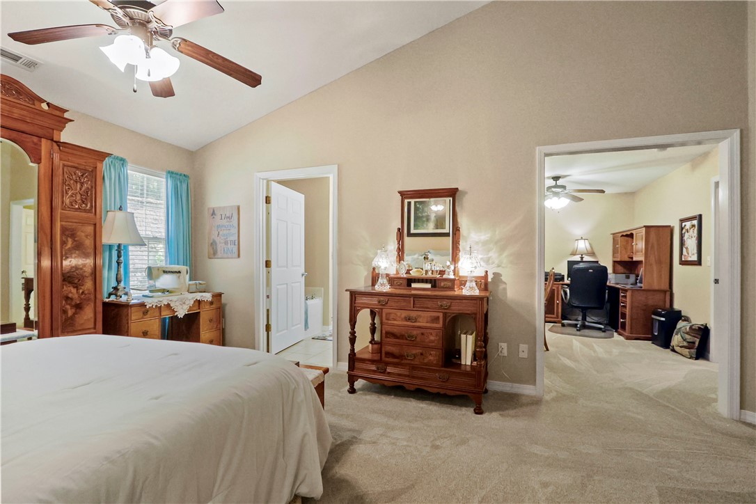 3107 Belmont Avenue 7