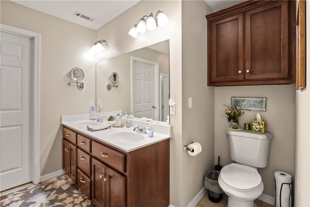 3107 Belmont Avenue 7