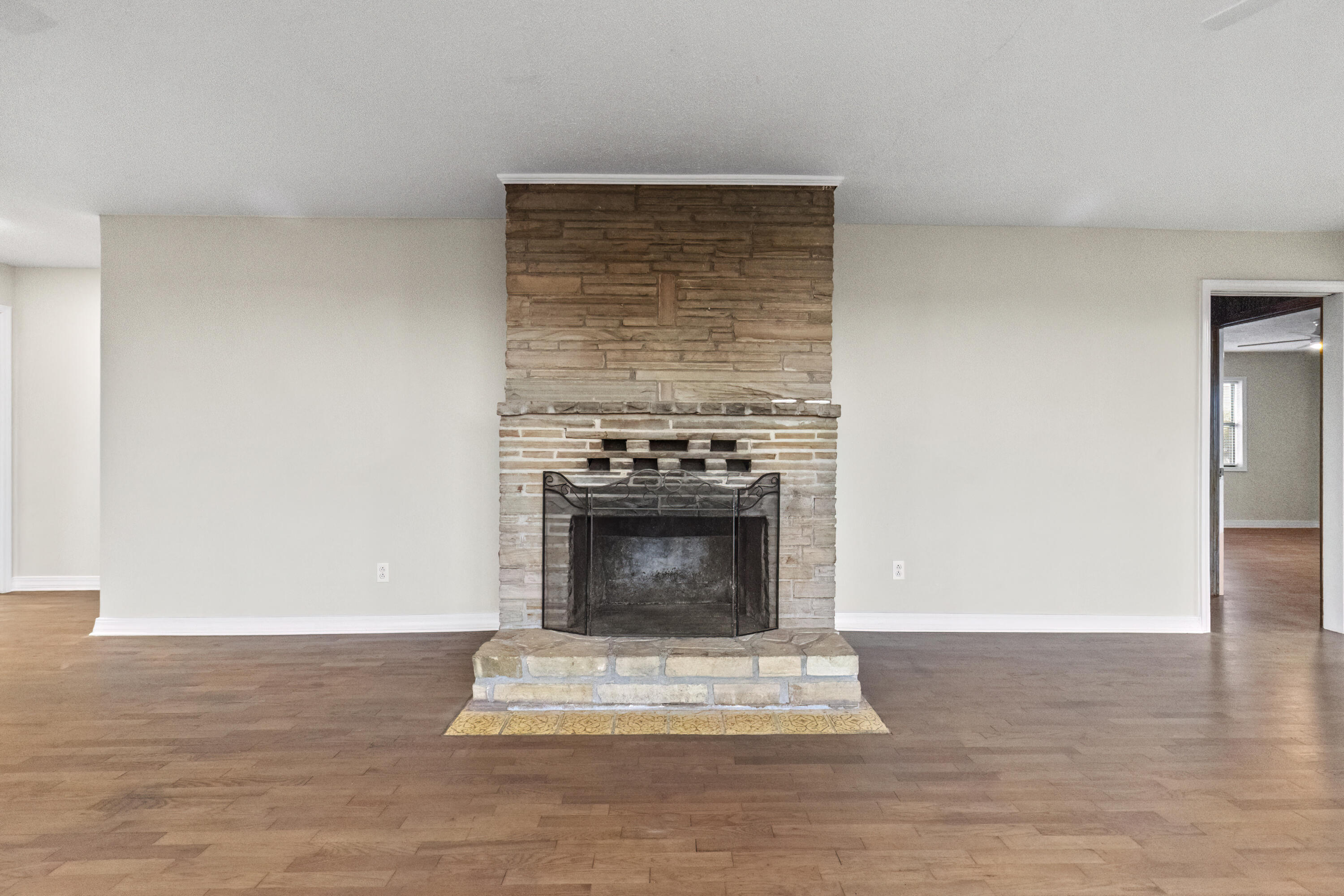 843 Black Ranch Road