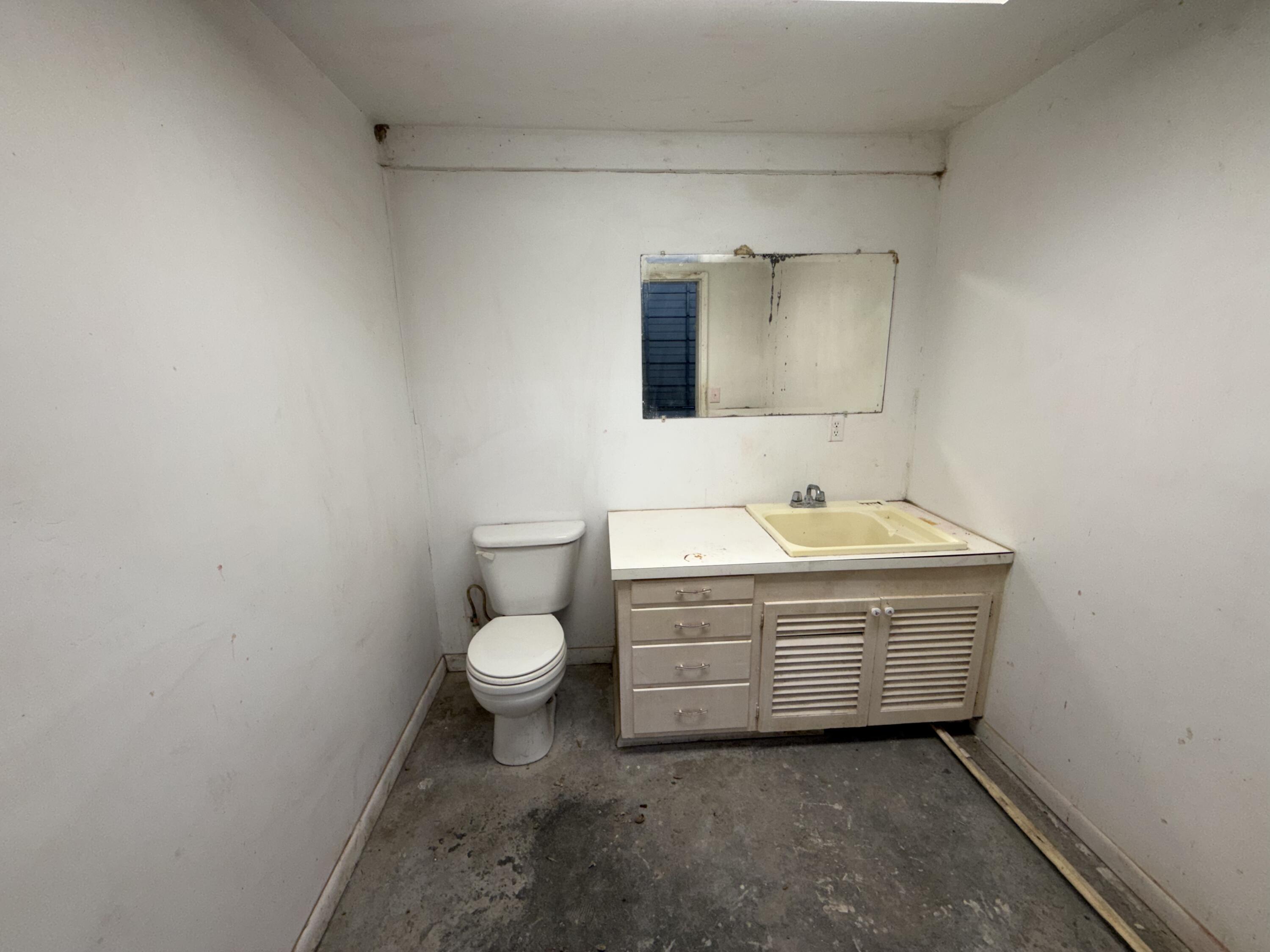 843 Black Ranch Road