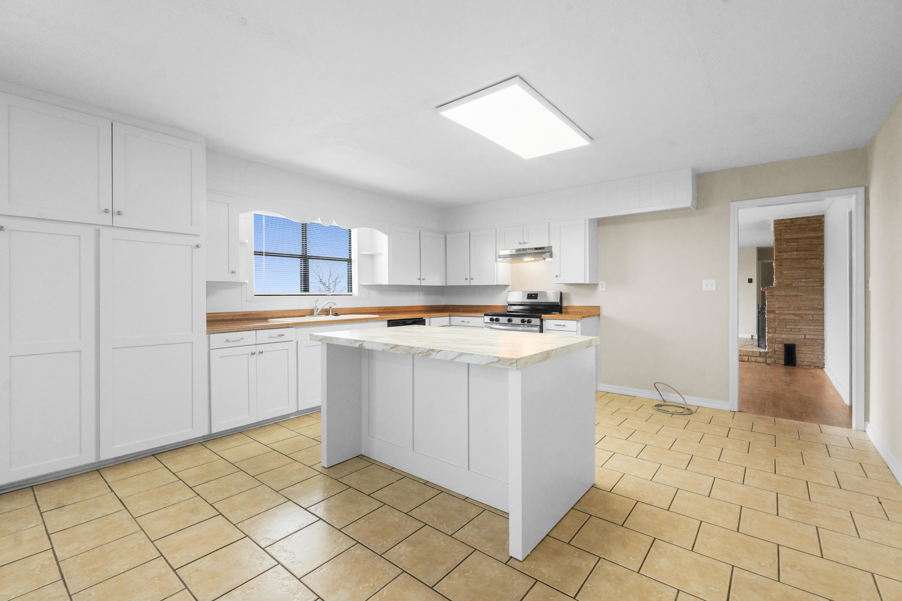 843 Black Ranch Road