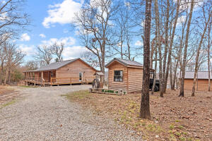 5653 E Persimmon Place