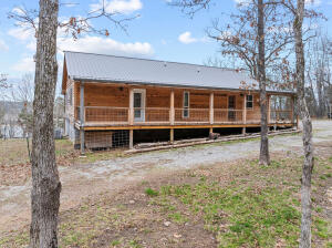 5653 E Persimmon Place