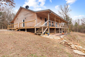 5653 E Persimmon Place