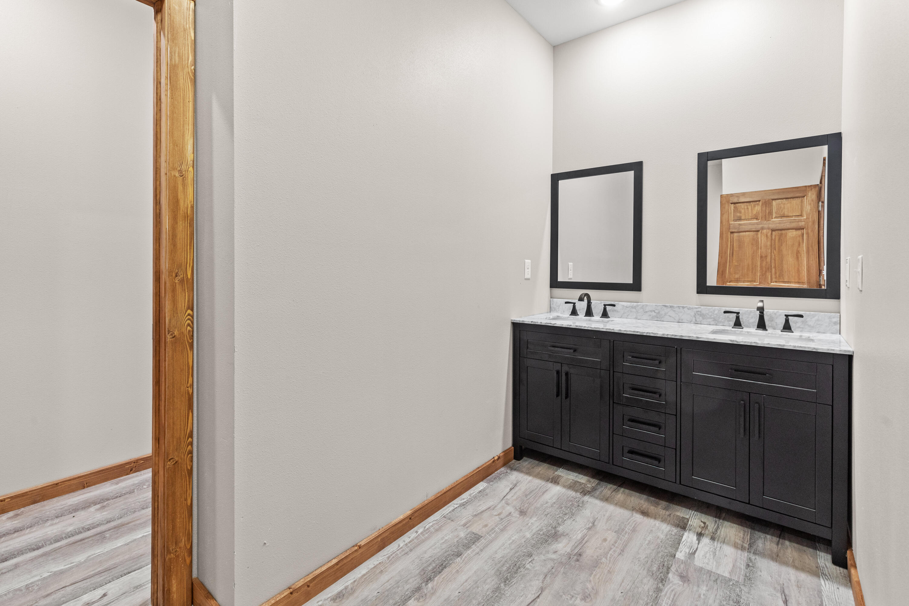 2383 Lone Oak Dairy Road