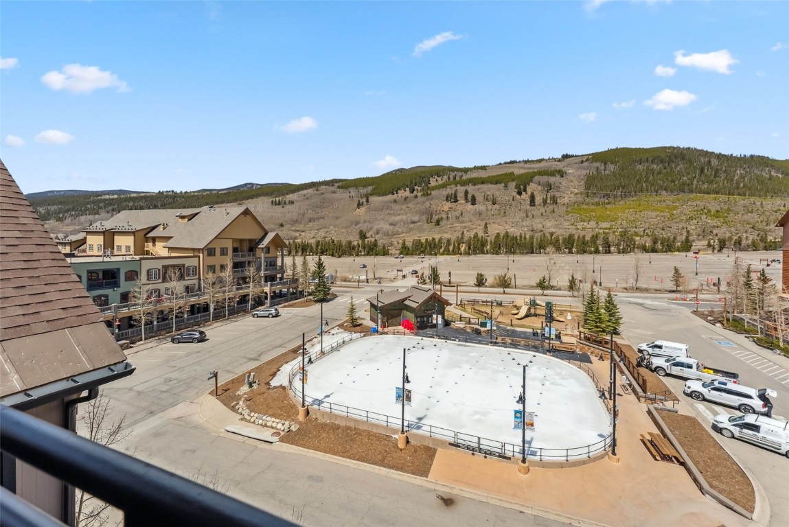 150 Dercum SQUARE 8530