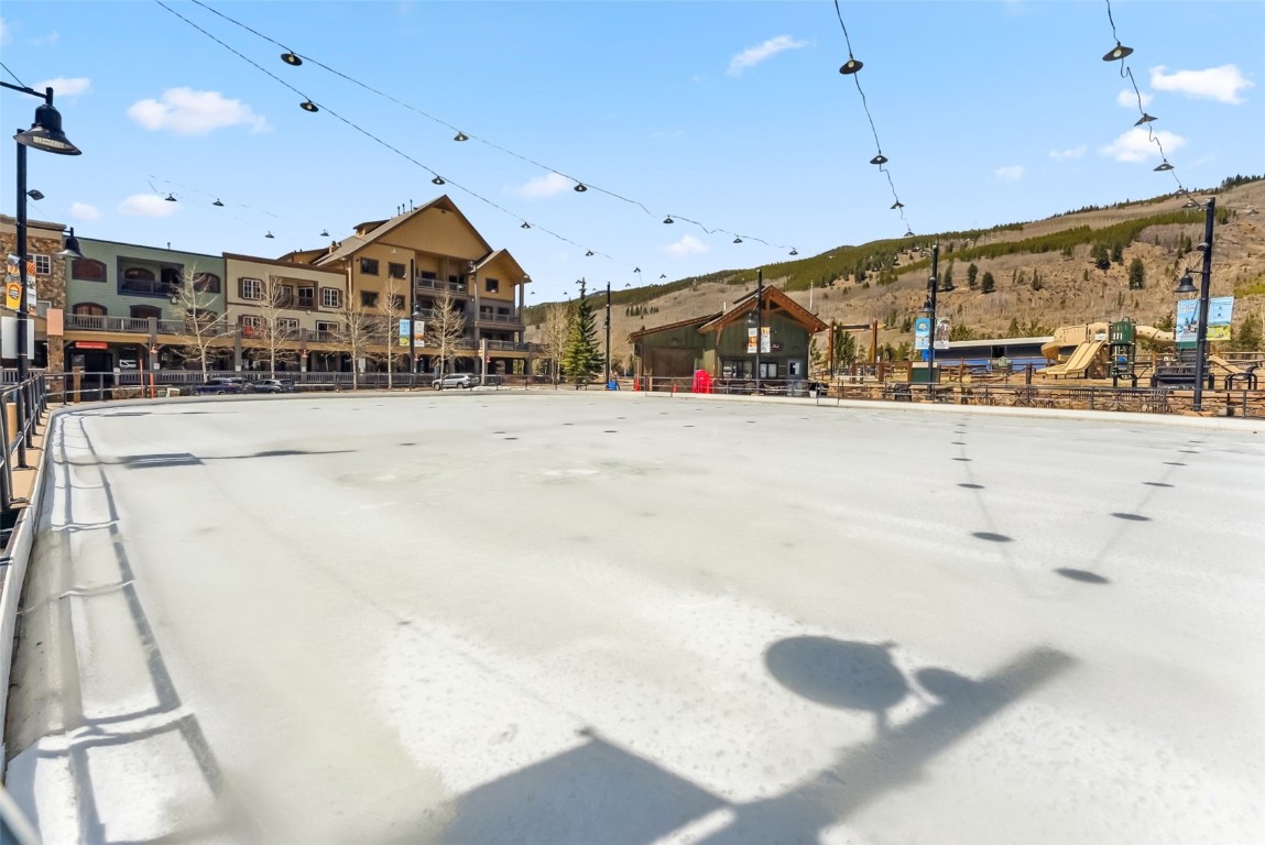 150 Dercum SQUARE 8530