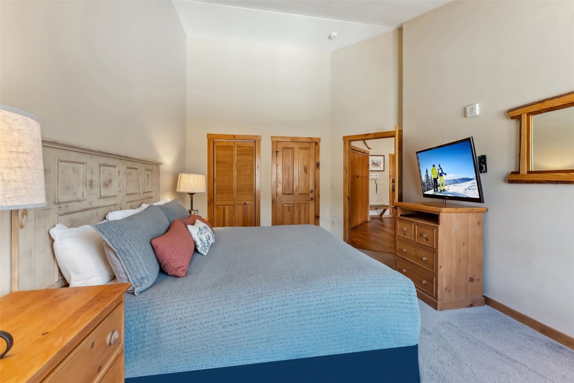 150 Dercum SQUARE 8530