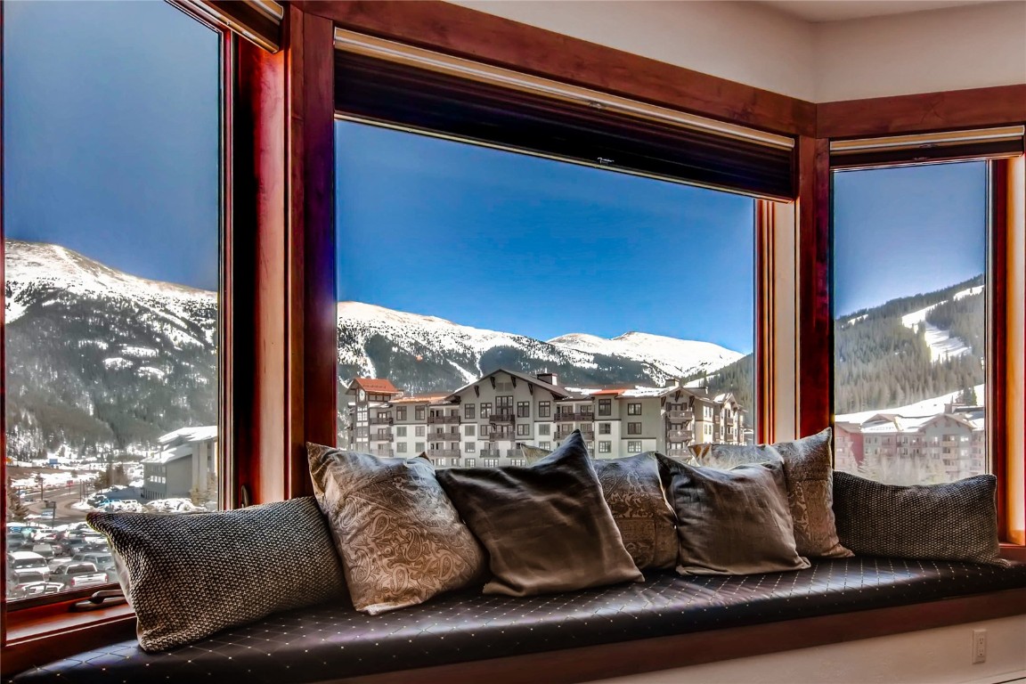 45 Beeler PLACE 2309