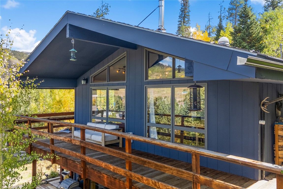 238 Deer Path ROAD