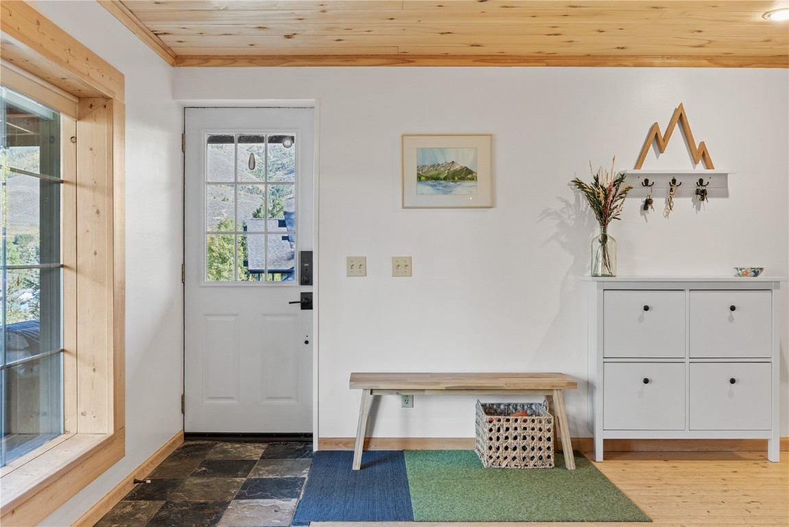 238 Deer Path ROAD
