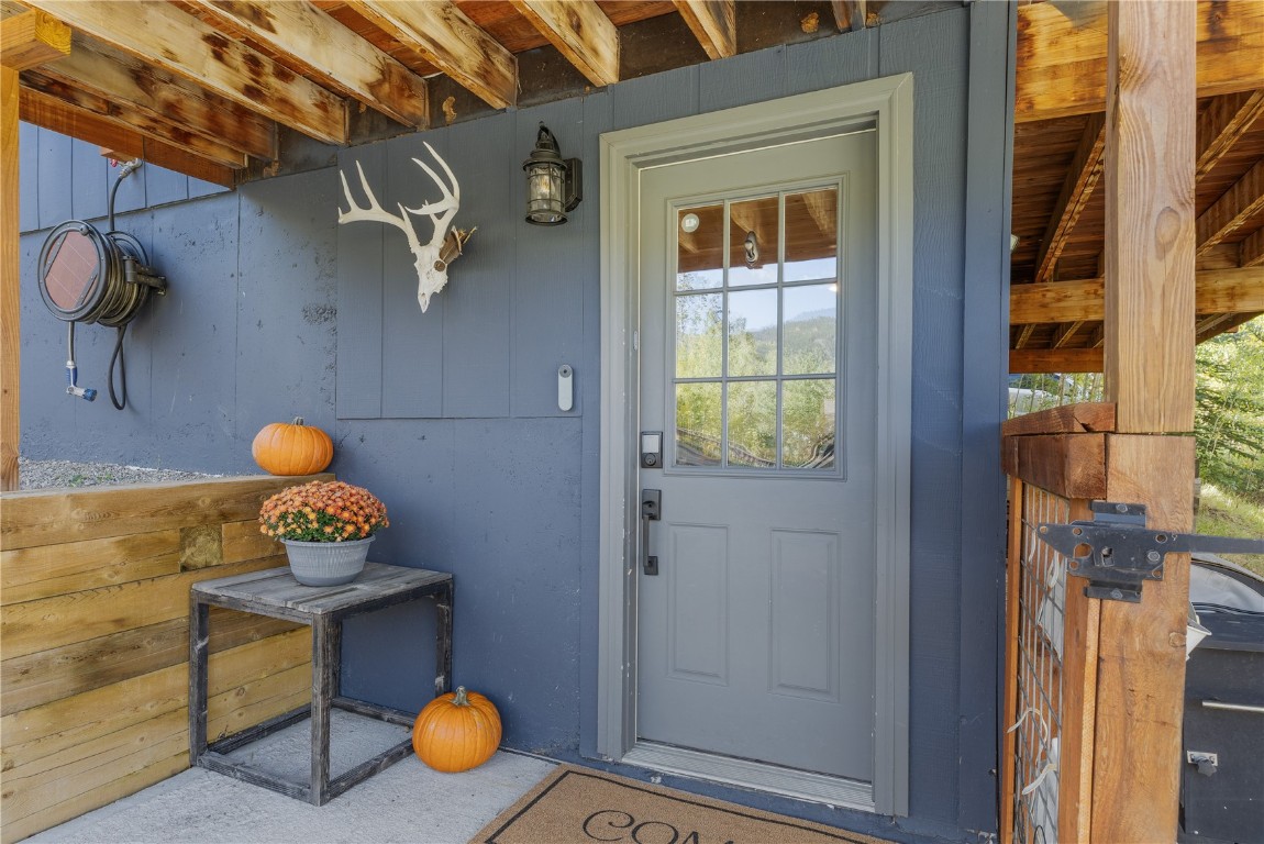 238 Deer Path ROAD