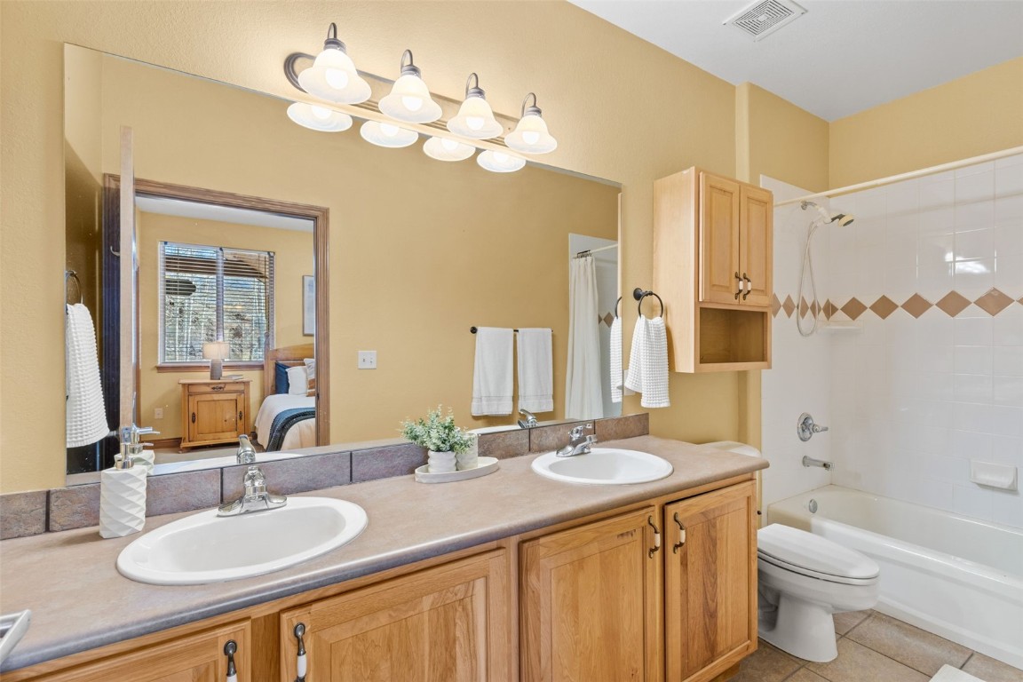 846 Blue River PARKWAY C2