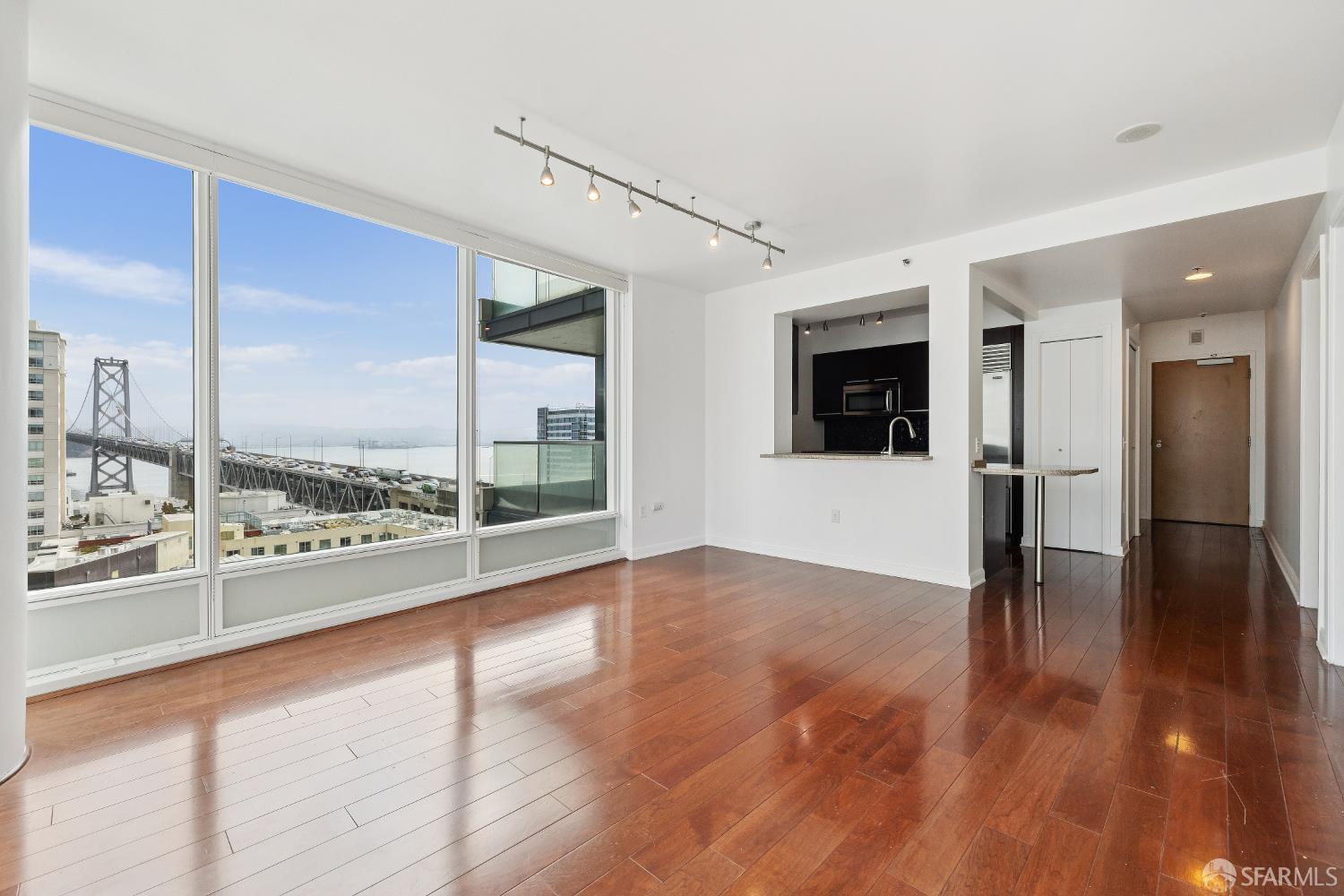 425 1st Street # 1307