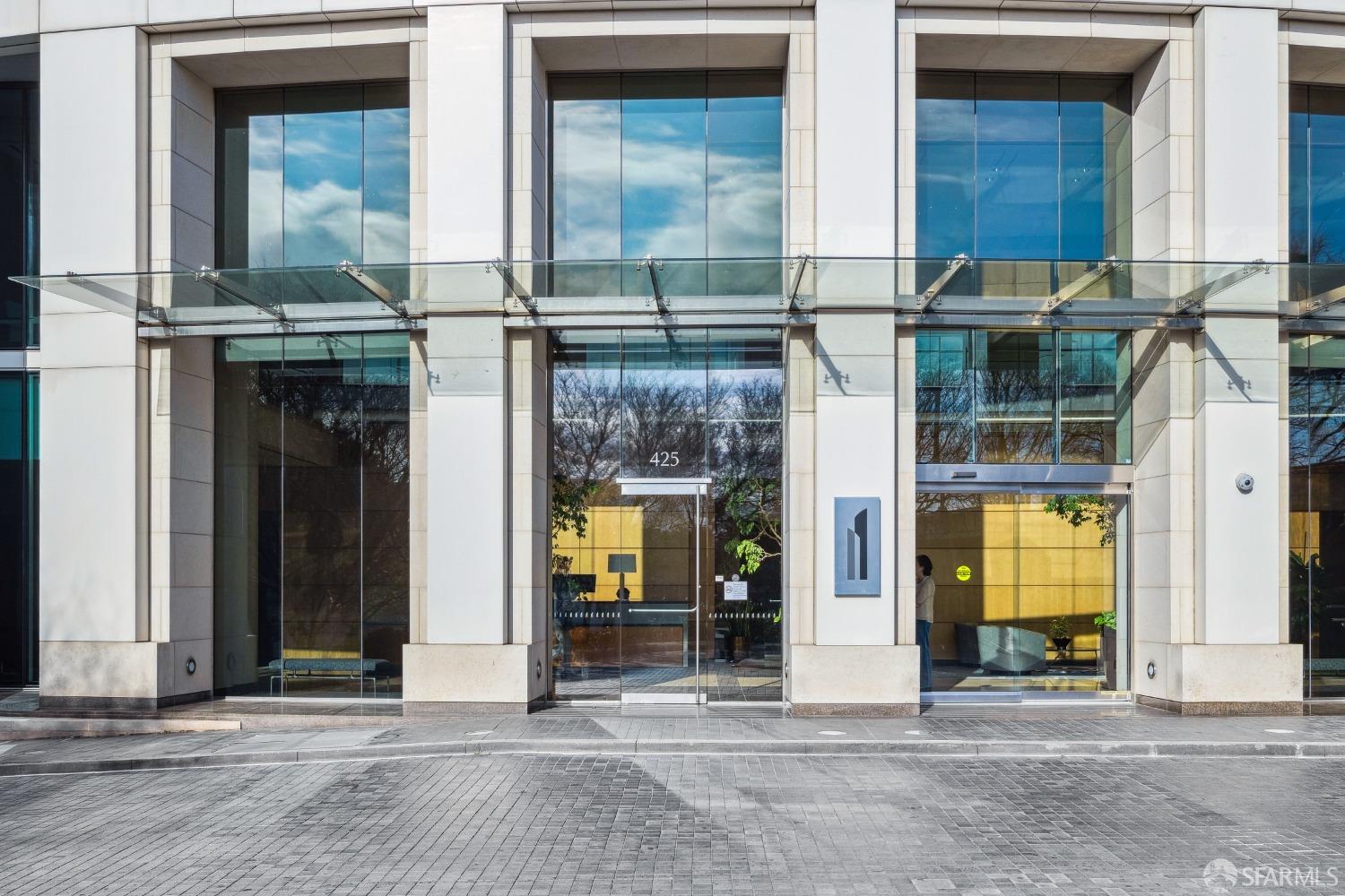 425 1st Street # 1307