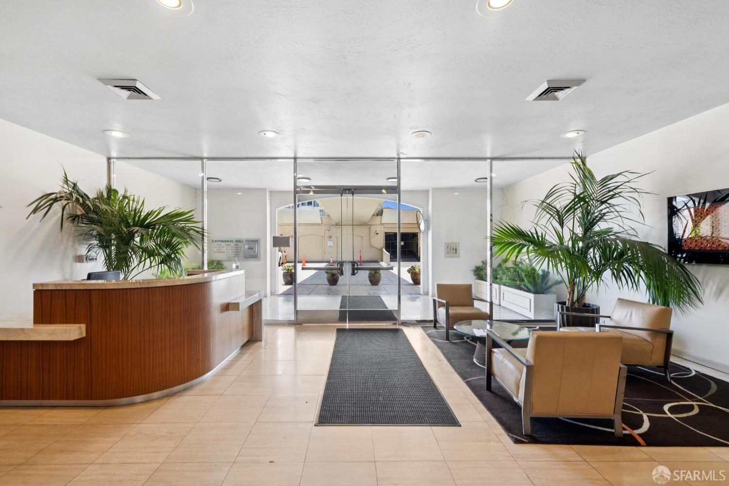 1200 Gough Street # 3A