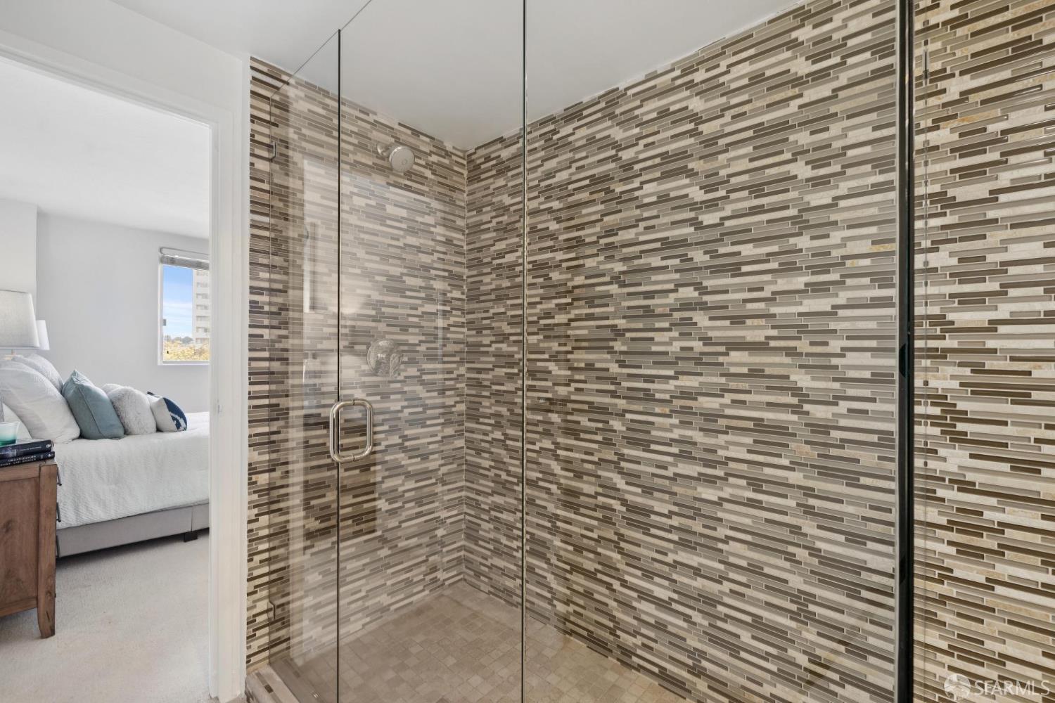 1200 Gough Street # 3A