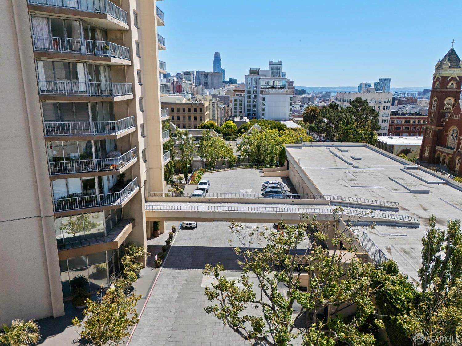 1200 Gough Street # 3A