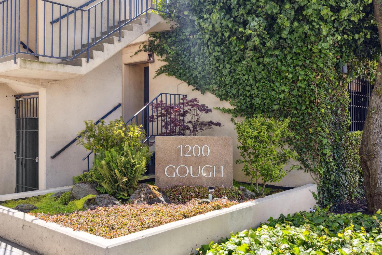 1200 Gough Street # 3A