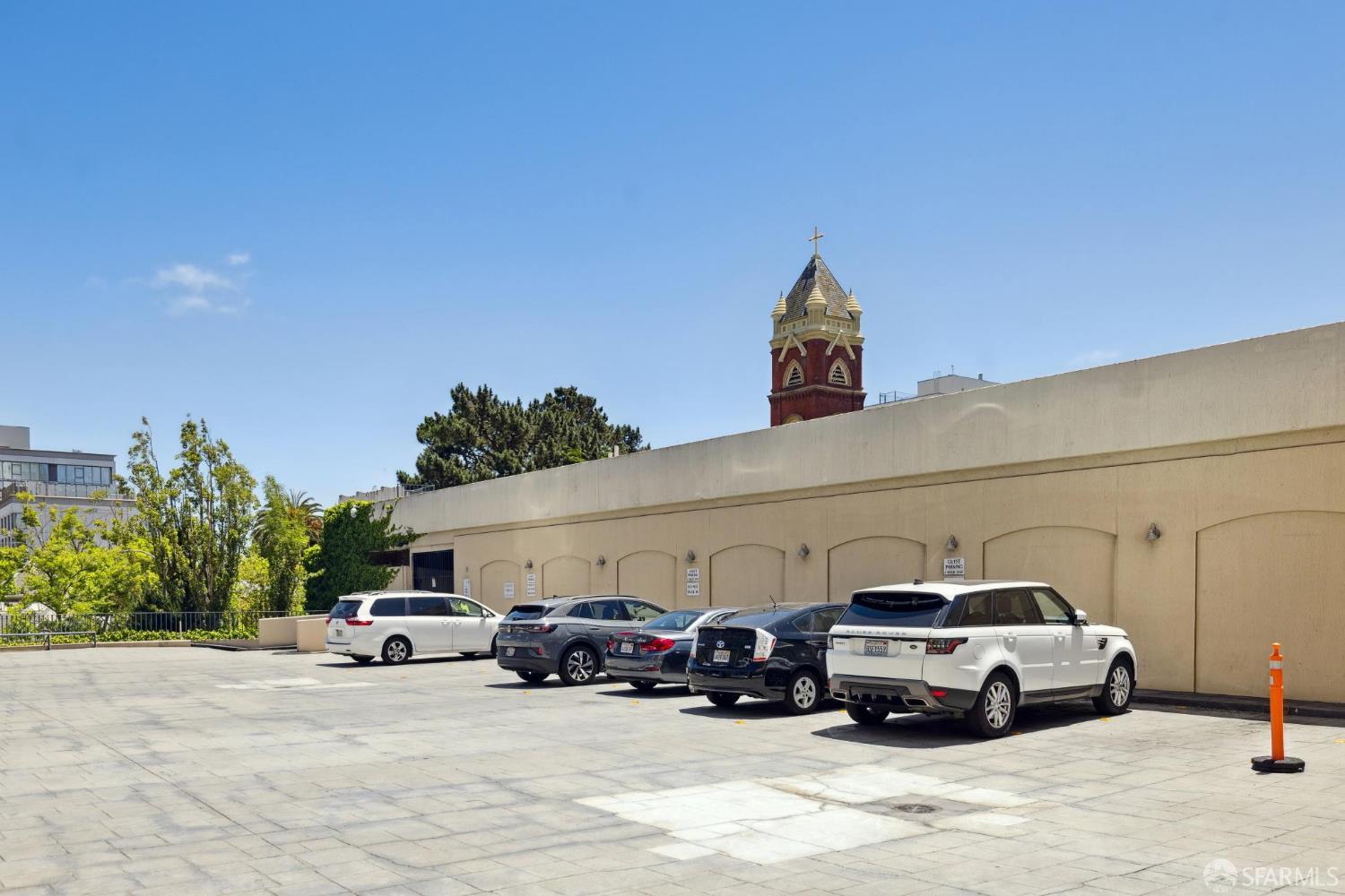 1200 Gough Street # 3A