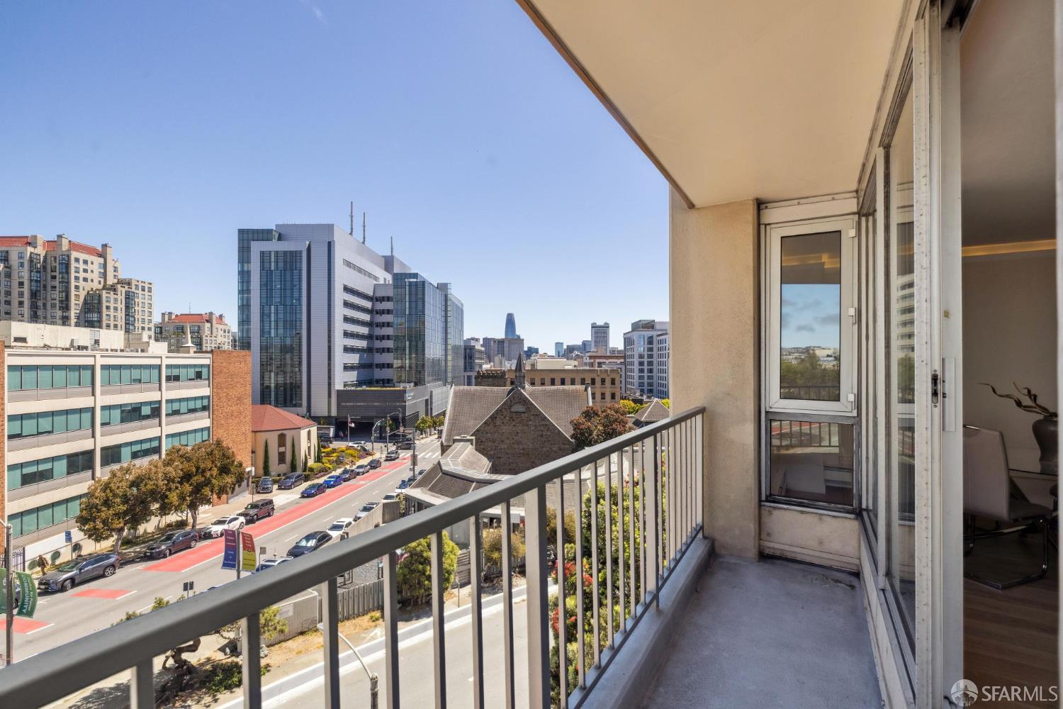 1200 Gough Street # 3A