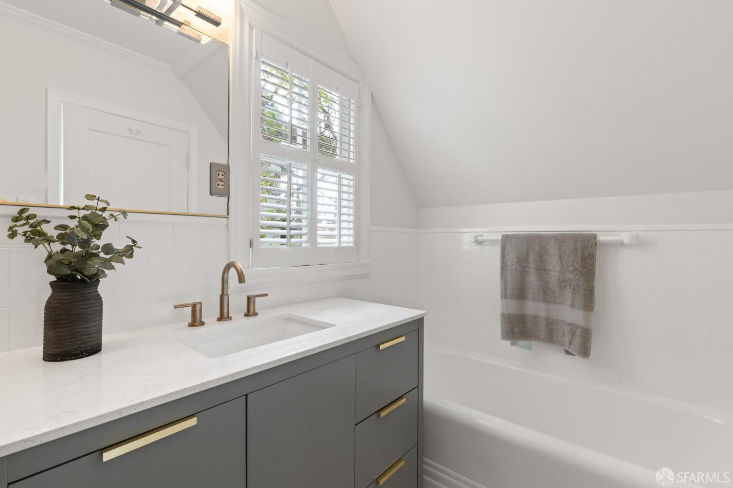 111 San Pablo Avenue