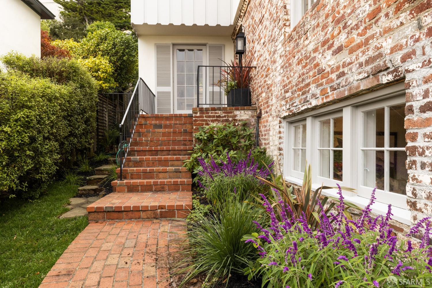 111 San Pablo Avenue