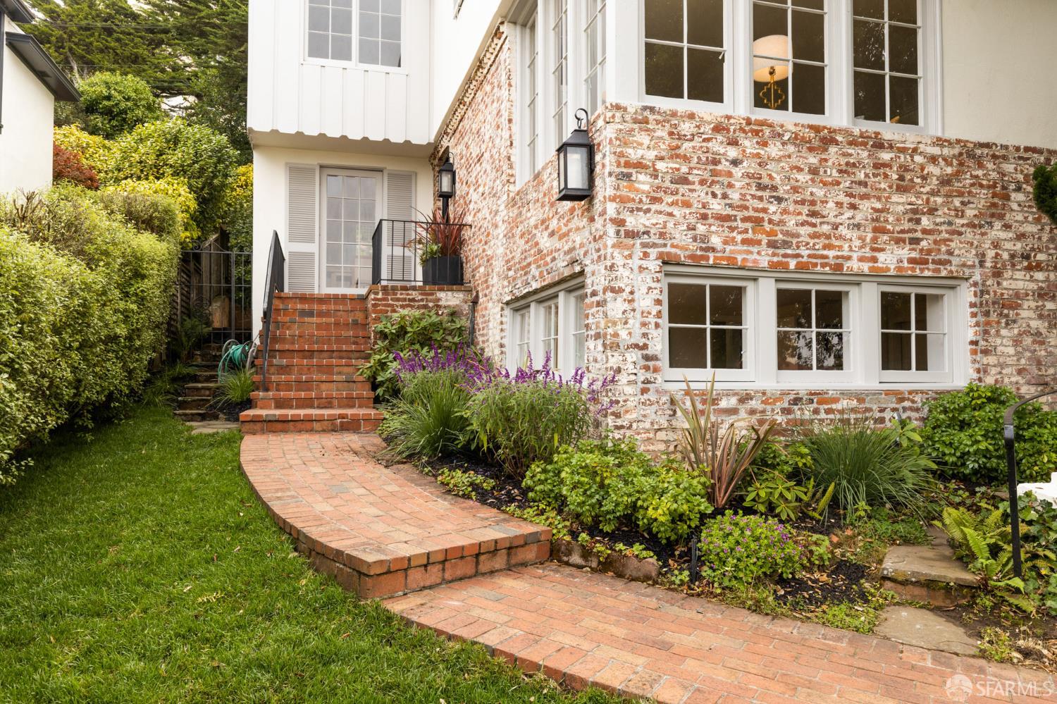 111 San Pablo Avenue