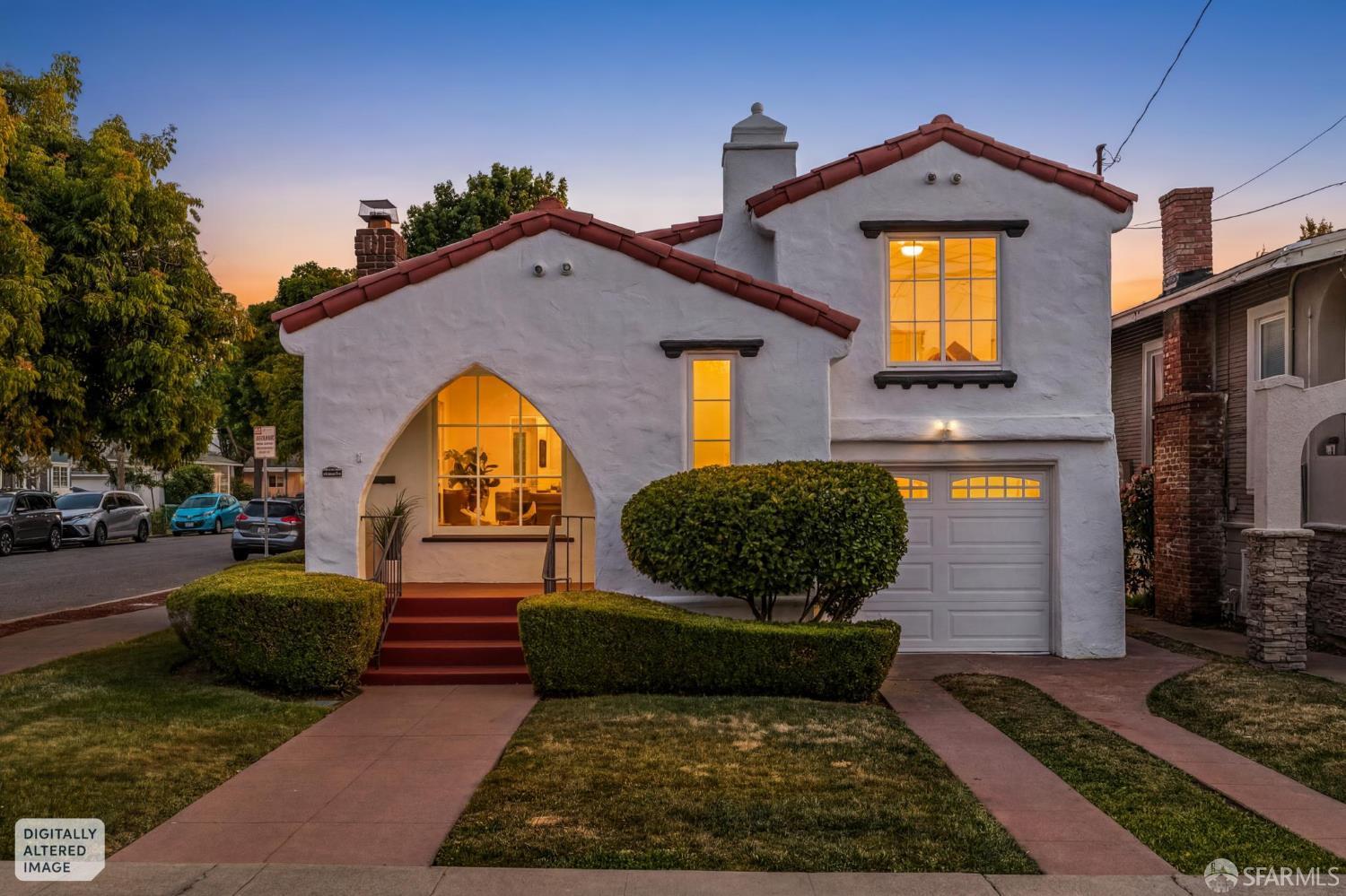 1121 Peach Street