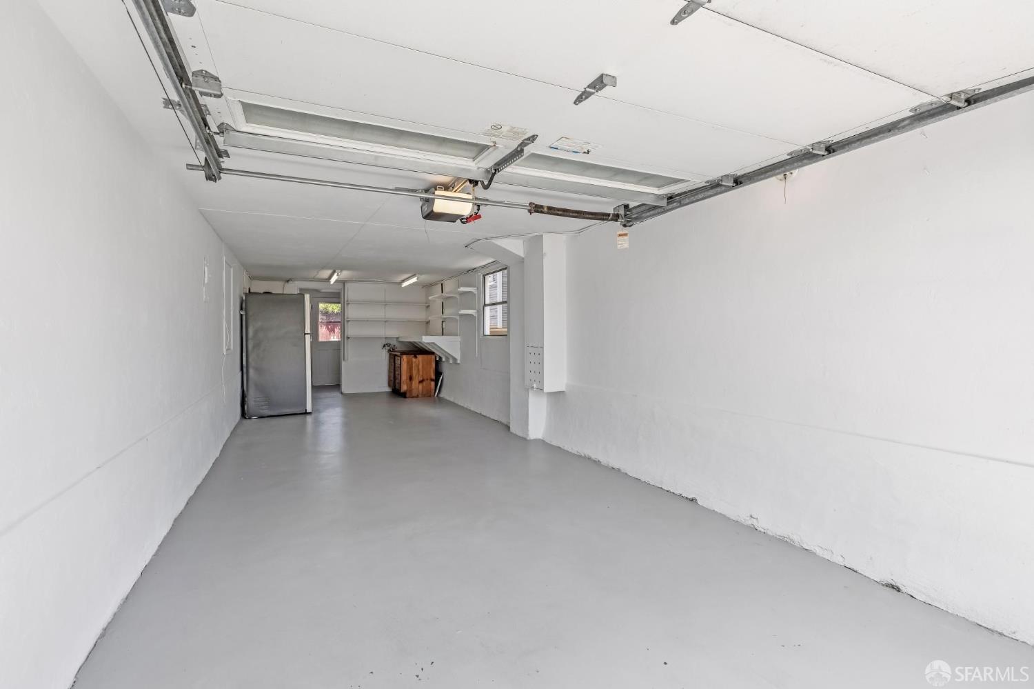 1121 Peach Street