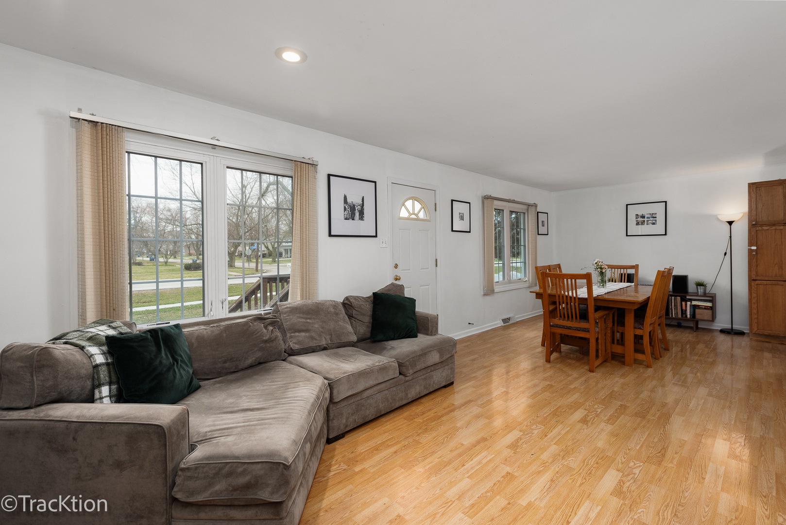 6913 Clarendon Hills Road
