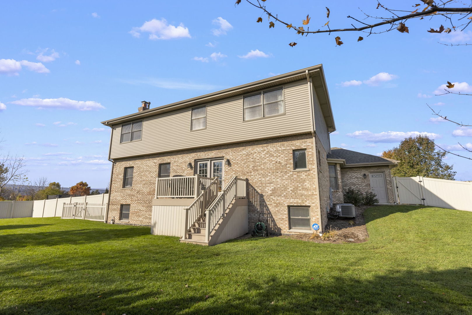 1721 Witham Lane