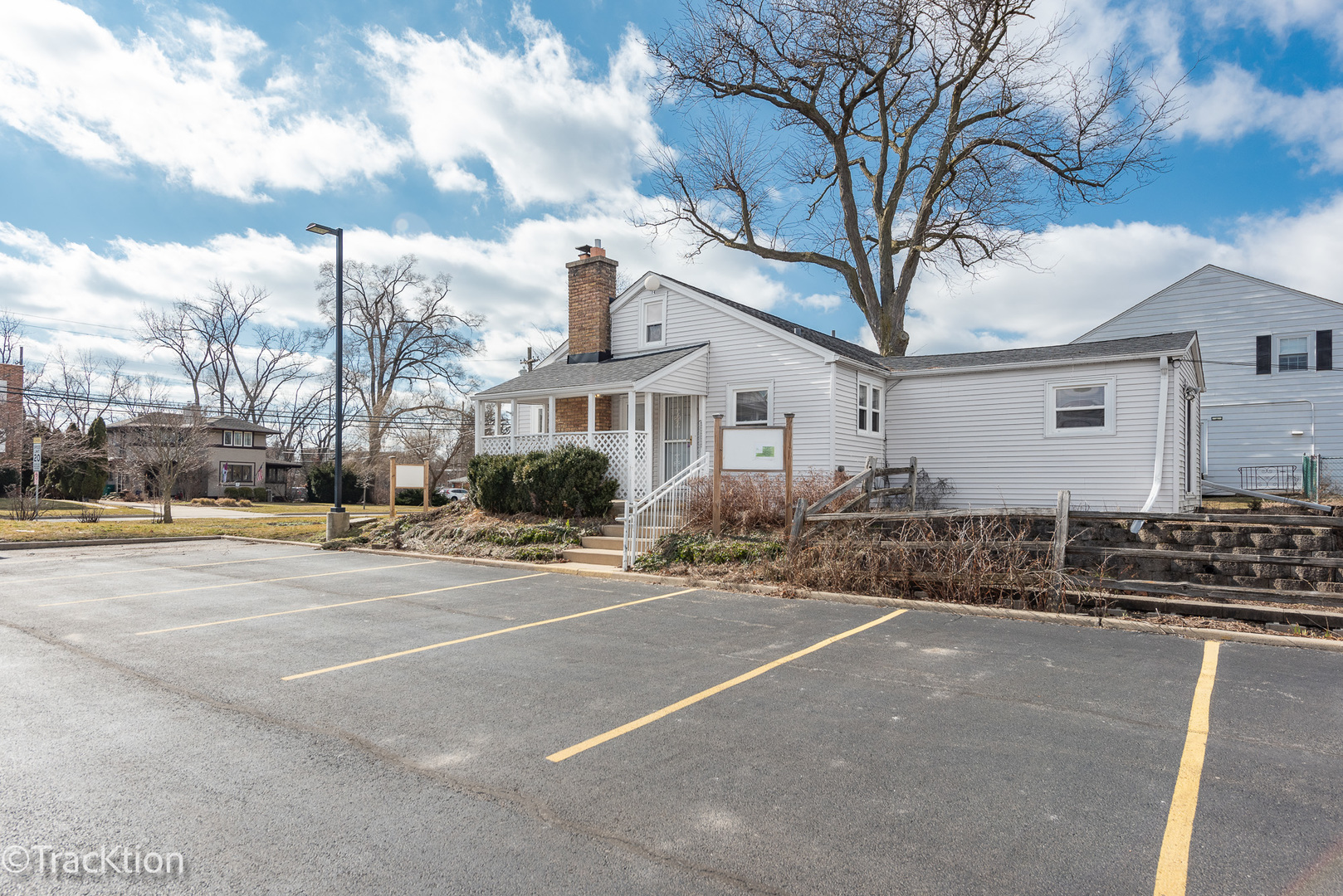 24 W Ash Street