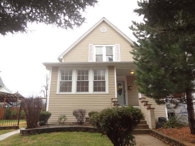 812 N 7th Avenue