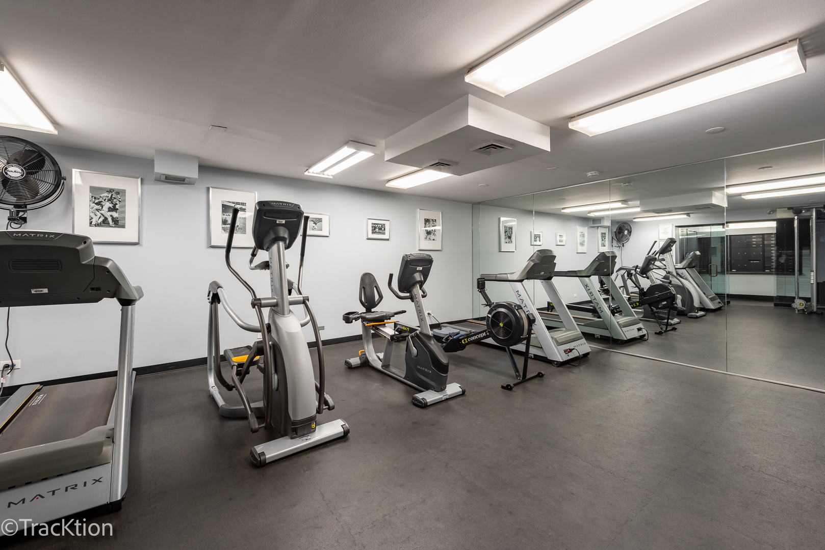 345 W Fullerton Parkway Unit: 1705