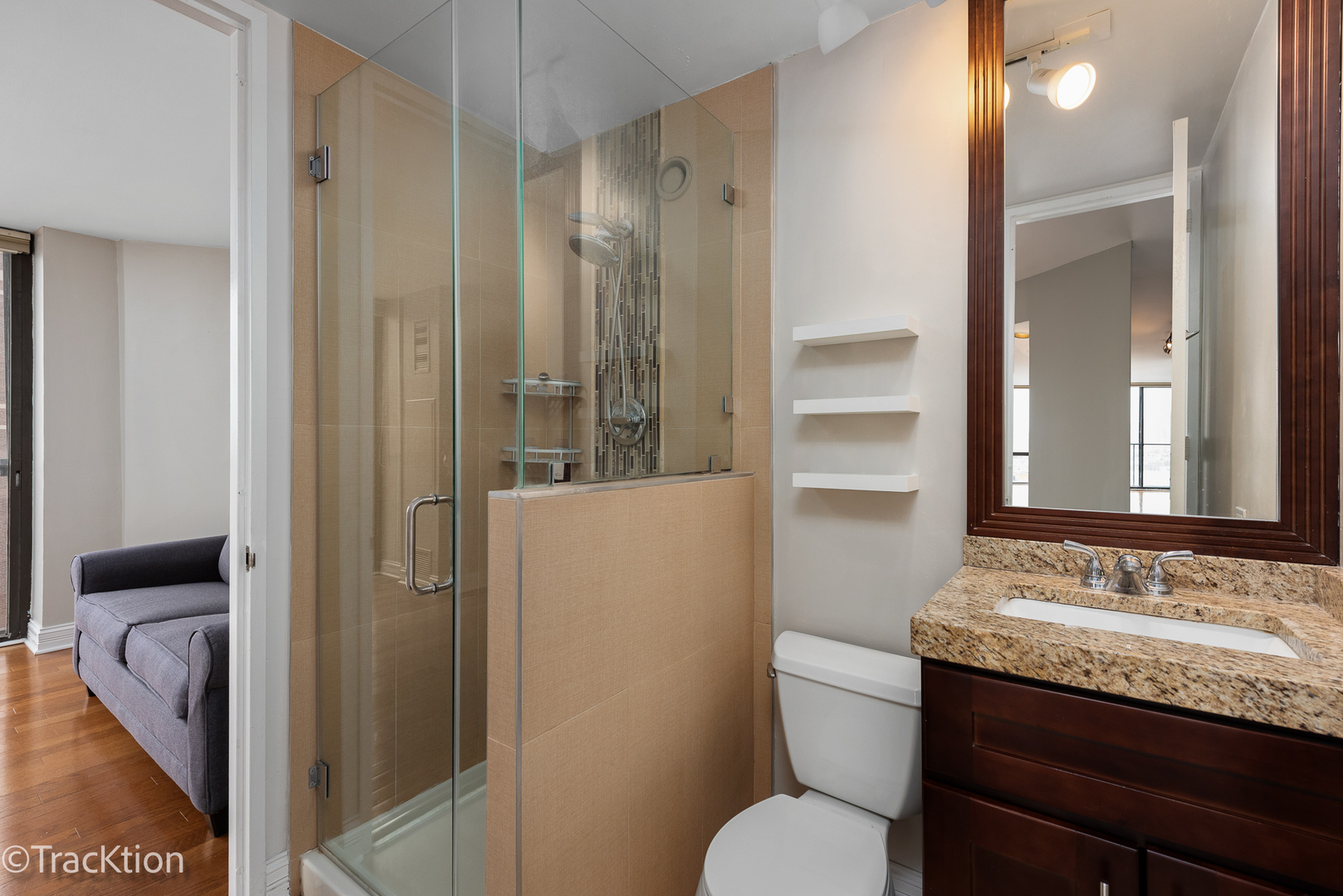 345 W Fullerton Parkway Unit: 1705