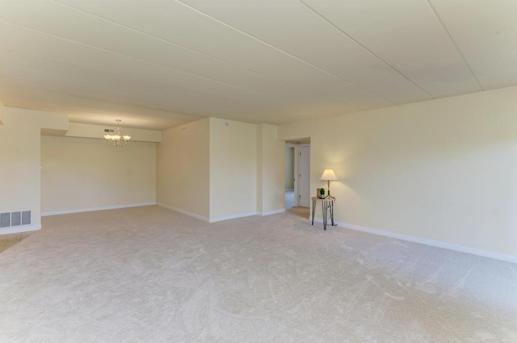 6655 S CASS Avenue Unit: 3B