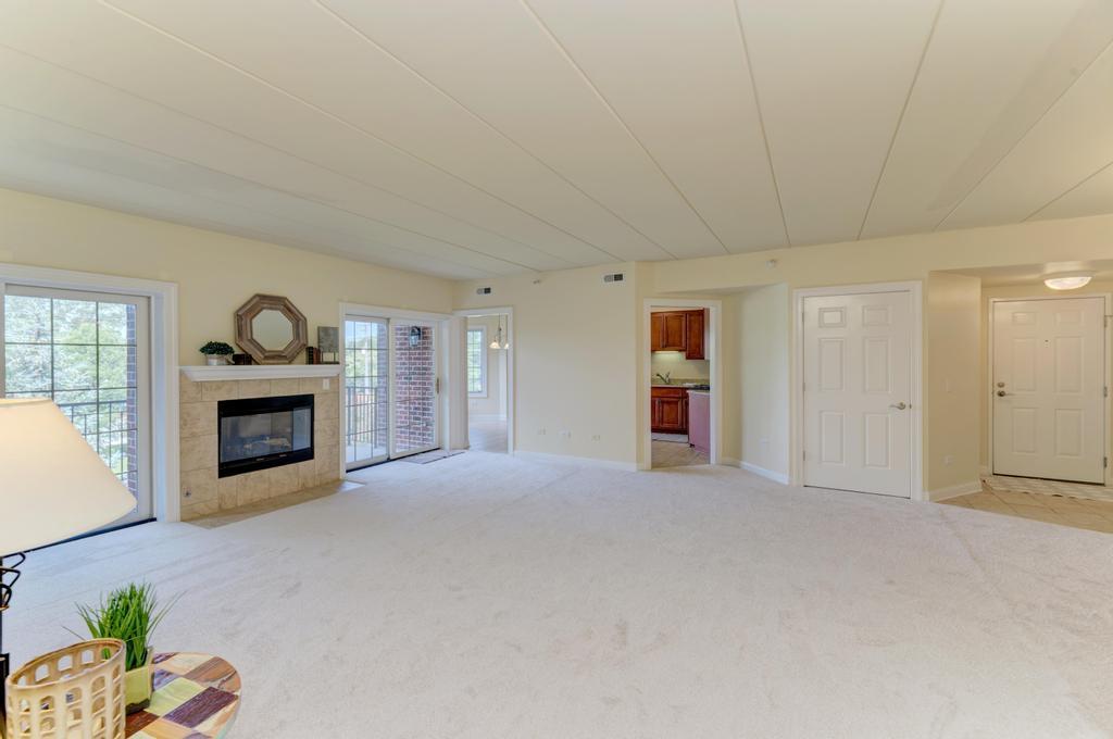 6655 S CASS Avenue Unit: 3B