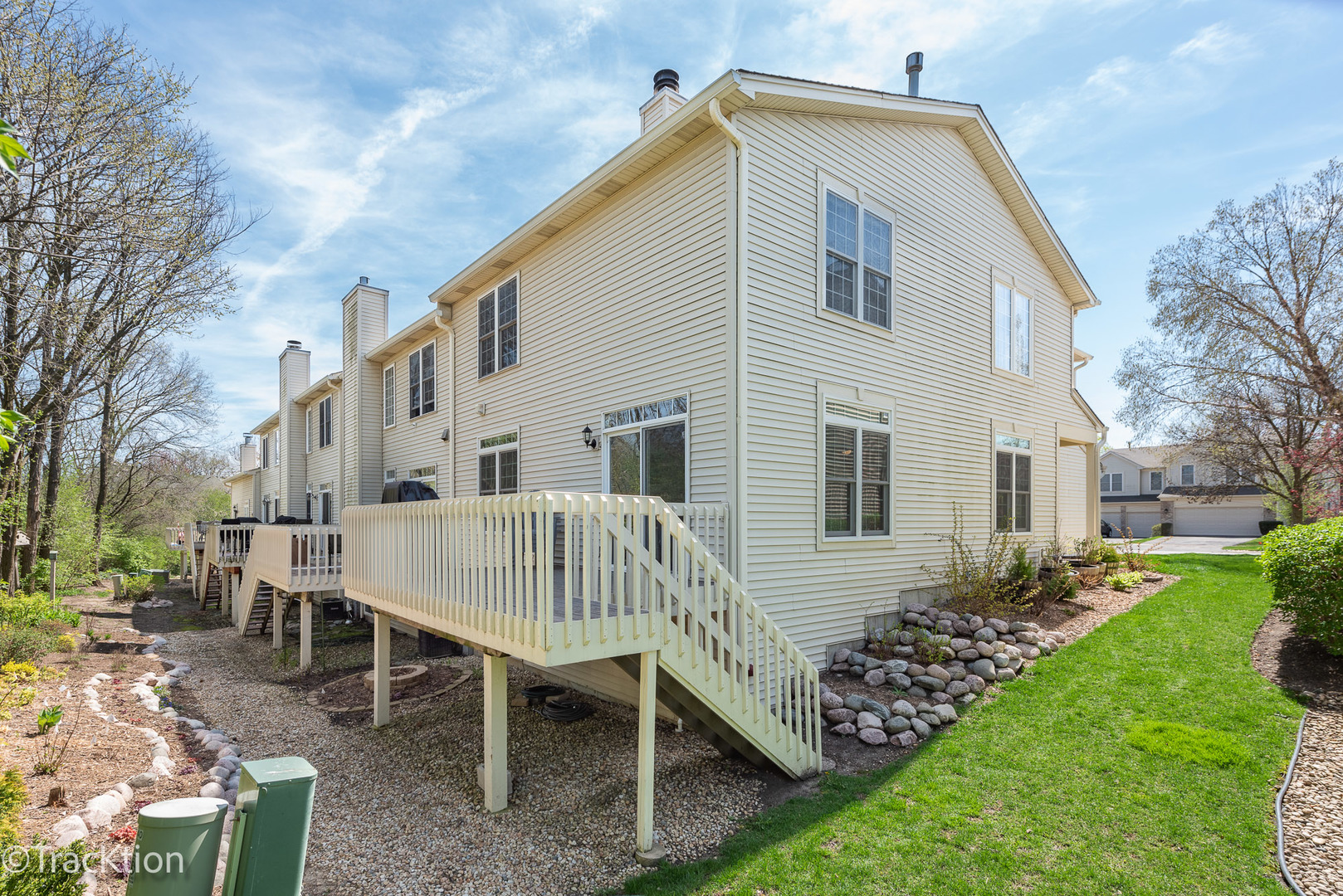 2140 Ashley Court